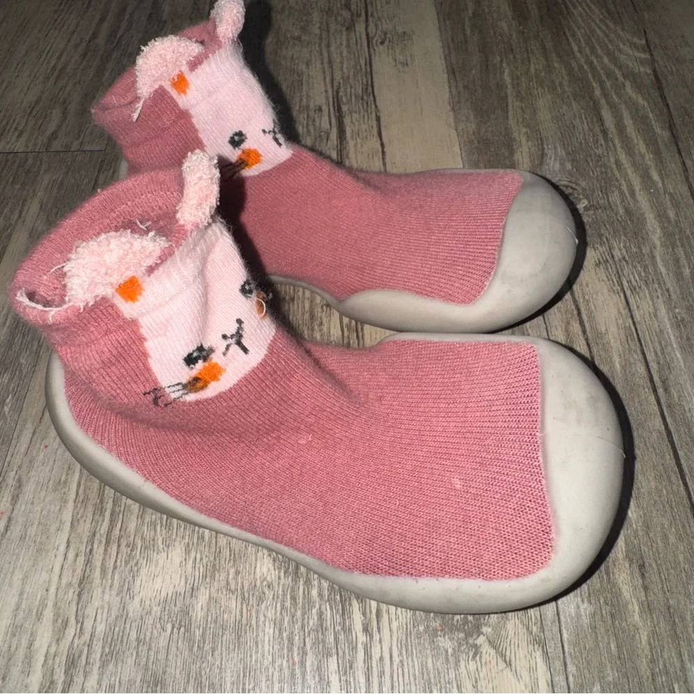 🩷3/$13🩷 Pink Cat Face Kids' Sock Shoes